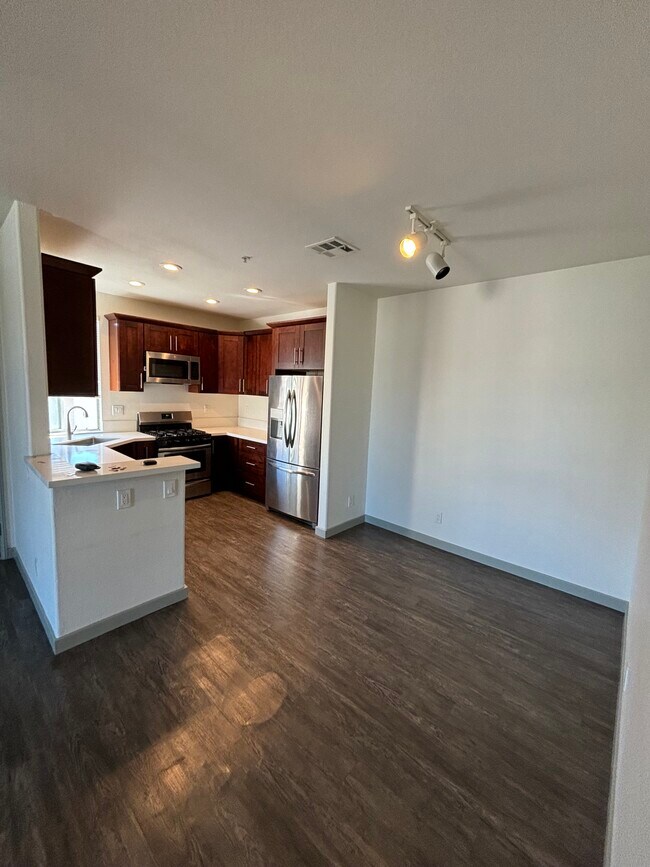 Building Photo - 11442 Via Rancho San Diego