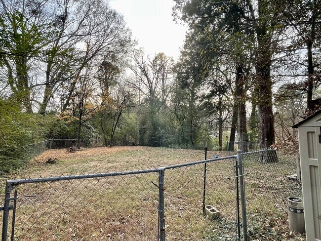 Building Photo - 4 bedroom home in the Heart of Oxford