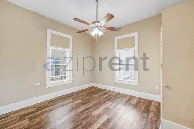 Building Photo - 125 Southolme Ave