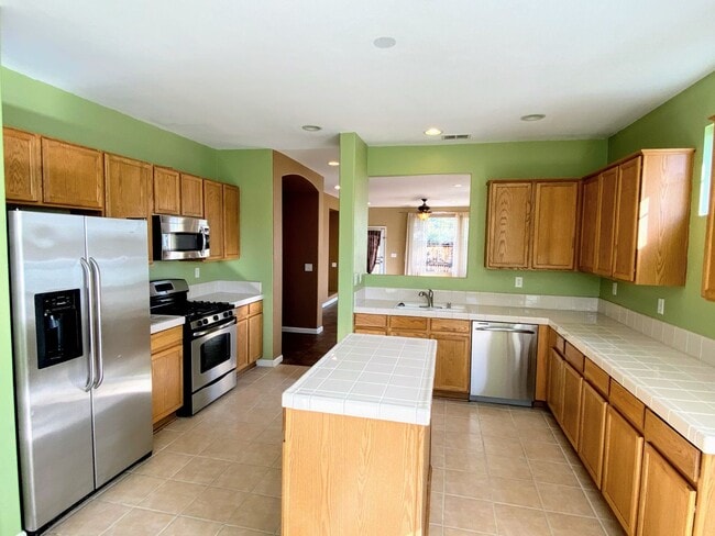 Building Photo - South Reno Rental Available