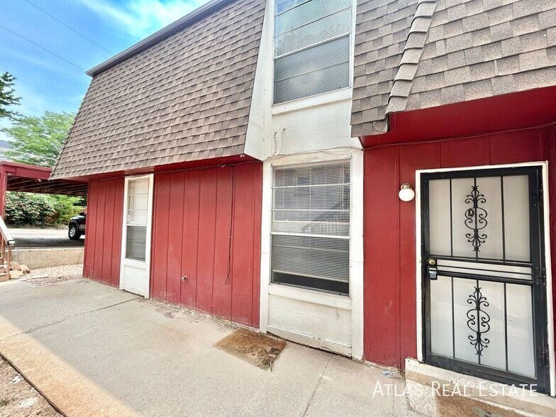 Building Photo - 331 N Columbine St