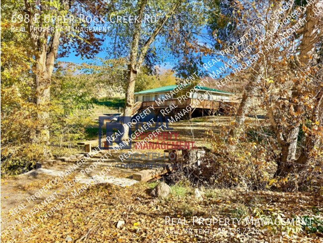 Building Photo - 698 E Upper Rock Creek Rd