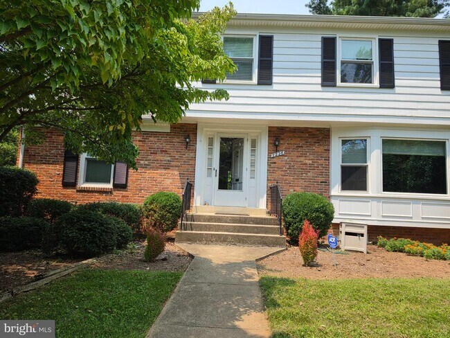 Building Photo - 7226 Old Gate Rd