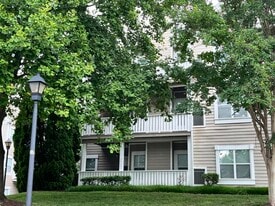 Building Photo - 14302 Rosy Ln