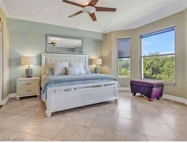 Building Photo - 4650 Yacht Harbor Dr