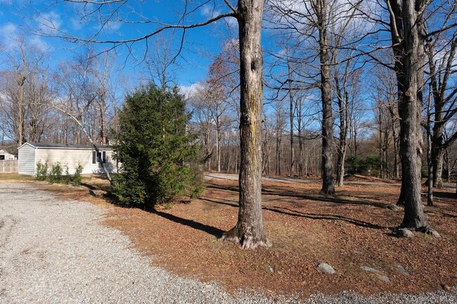 Building Photo - 193 Decker Rd