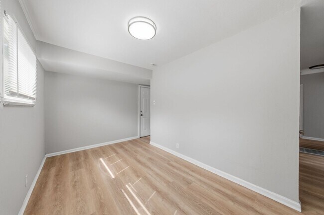Building Photo - For Rent – 3 Bedroom Home | Section 8 Welcome