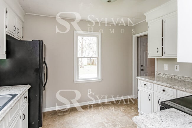 Building Photo - Living where You Love is Good for your Heart!