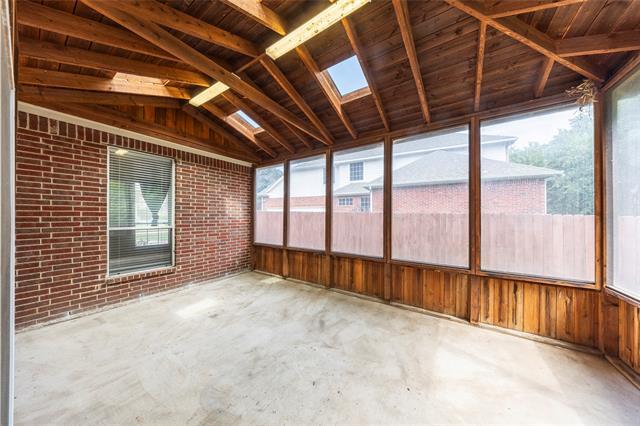 Building Photo - 220 Justin Rd