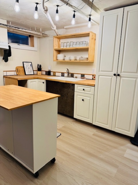 Building Photo - 102 McLeod Ave