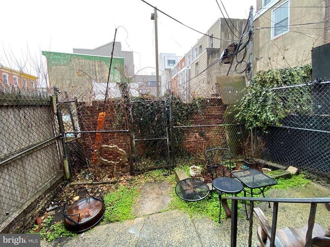 Building Photo - 3210 Haverford Ave