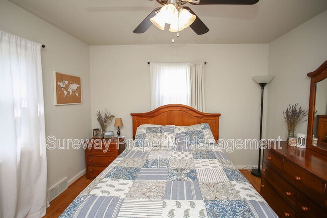 Building Photo - 16 Ridgley St