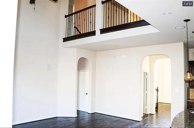 Building Photo - 2956 Benissa