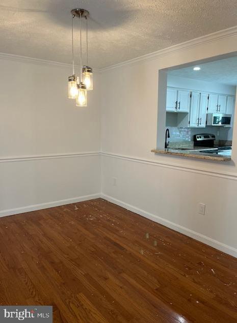 Building Photo - 7511 Weatherby Dr