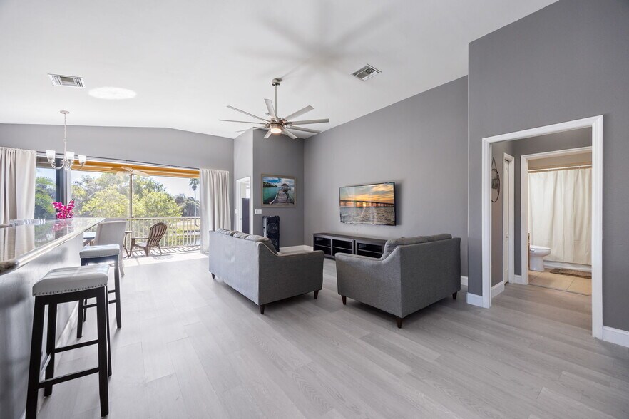 Building Photo - 3212 Sea Haven Ct