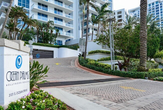 Building Photo - 3101 S Ocean Dr