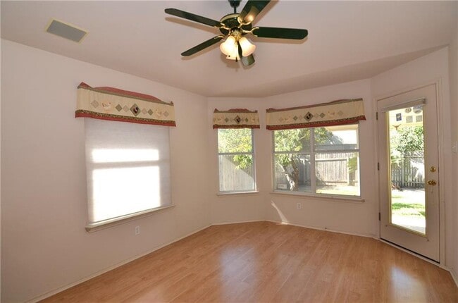 Building Photo - 3609 Ruby Red Dr