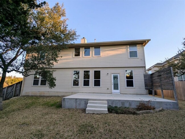 Building Photo - 1601 Lions Den