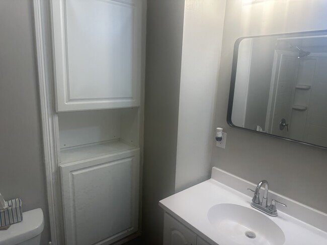 Primary Photo - 1207 Chalet Ave