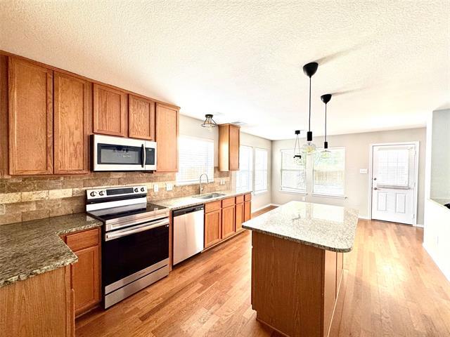 Building Photo - 10141 Placid Dr