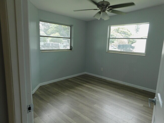 2nd bedroom - 4173 Highland Loop