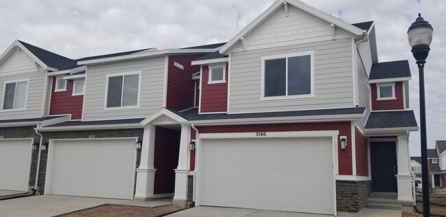 Primary Photo - 3 Bedroom Town Home in Herriman Available ...