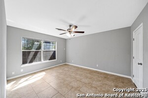 Building Photo - 308 E Cheryl Dr
