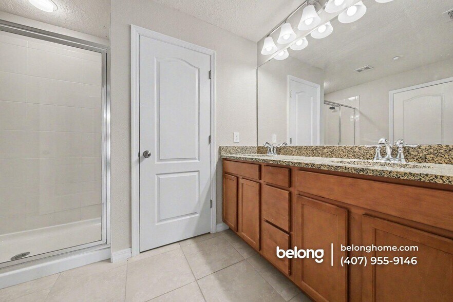 Building Photo - 7503 Aloma Pines Ct
