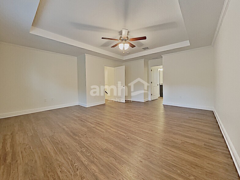 Building Photo - 737 Zarabrooke Ct