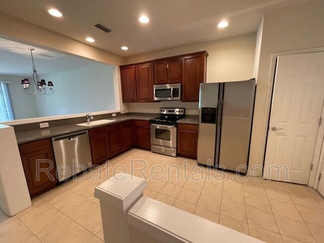 Building Photo - 13475 Stone Pond Dr