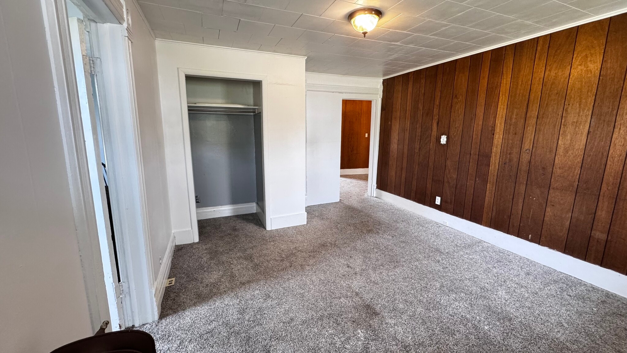 Bedroom 1 - 180 Martin St