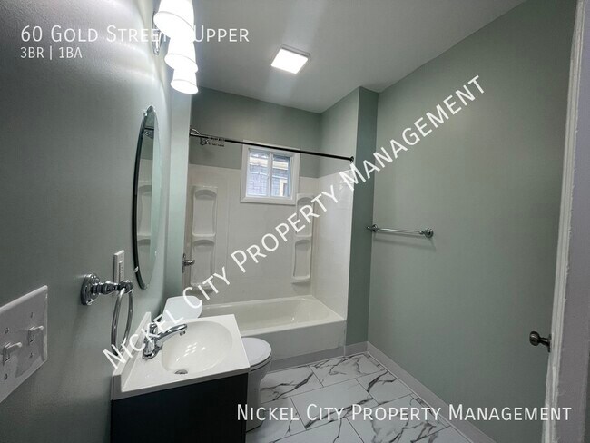 Building Photo - 60 Gold St