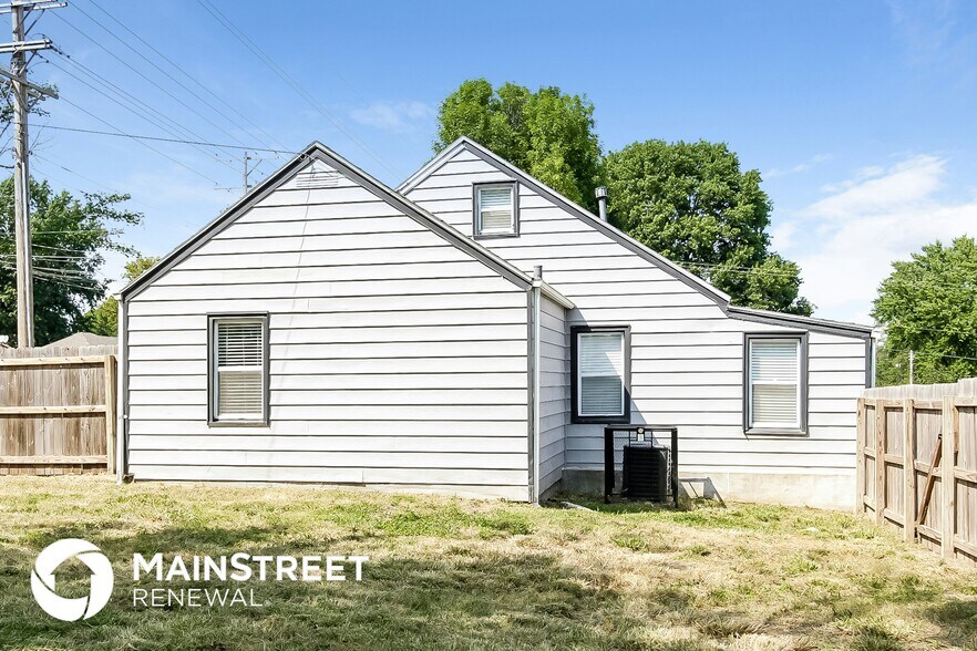 Building Photo - 501 S Lacy Rd