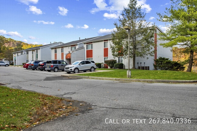 Building Photo - 200 College Park Dr