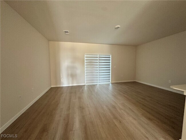 Building Photo - 8459 Everly Preserve Dr