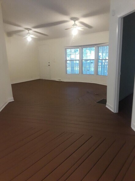 Building Photo - 50 May River Ct