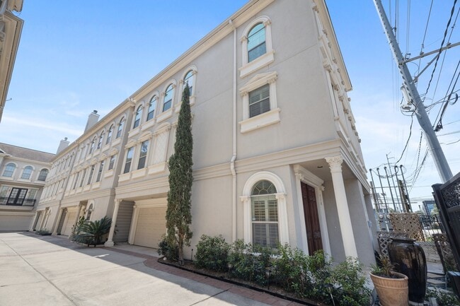Building Photo - 710 Jackson Hill St