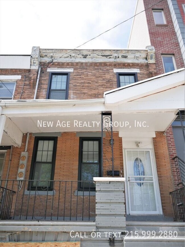 Primary Photo - Modern 2 bedroom, 1 bathroom apartment loc...