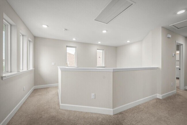 Building Photo - 63 Millenia Dr