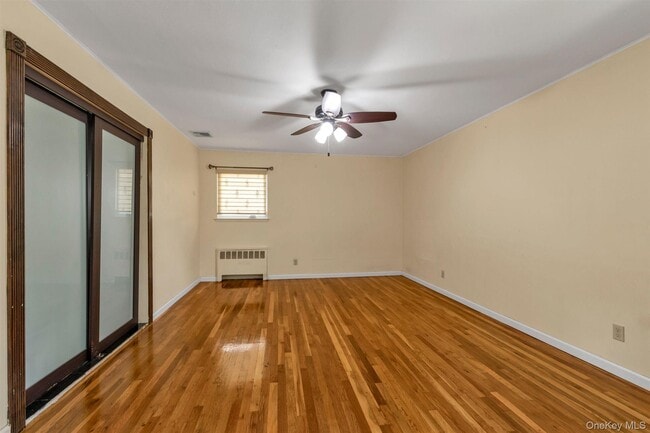 Building Photo - 830 Pepperidge Rd