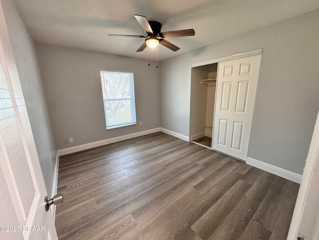 Building Photo - 704 Boston Ct