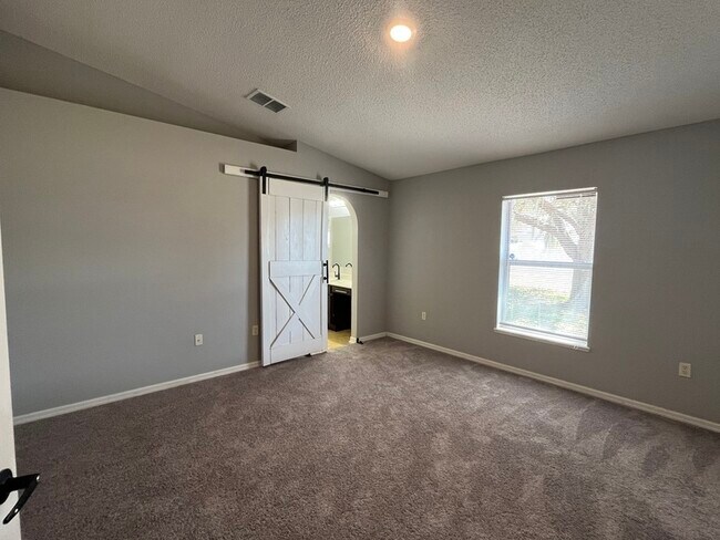 Building Photo - 1019 N Platte Way