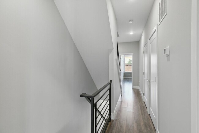 Building Photo - 1845 A St