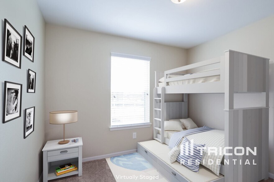 Building Photo - 317 Summer Horse Dr