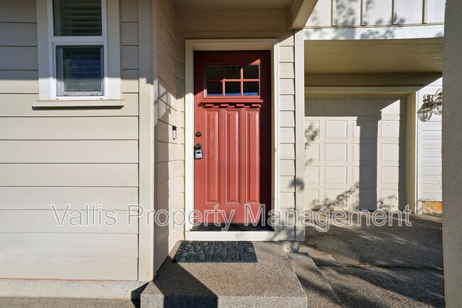 Building Photo - 3153 Gehlar Rd NW