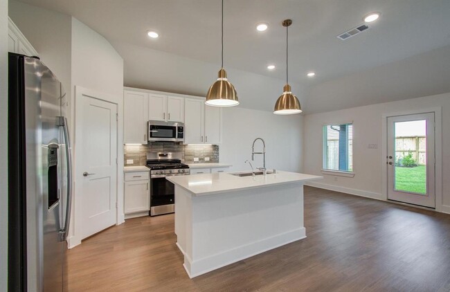 Building Photo - 8627 Pier Cove Dr