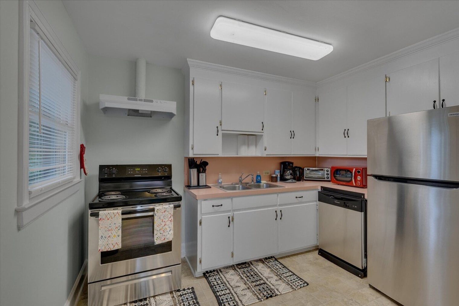 Building Photo - 1001 Watts St