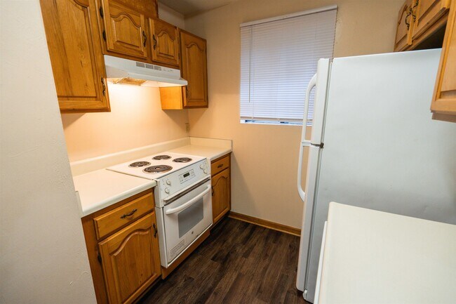 Building Photo - 1224 Brafforton Dr
