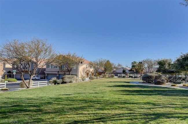 Building Photo - 9327 Ruby Arrow Ct