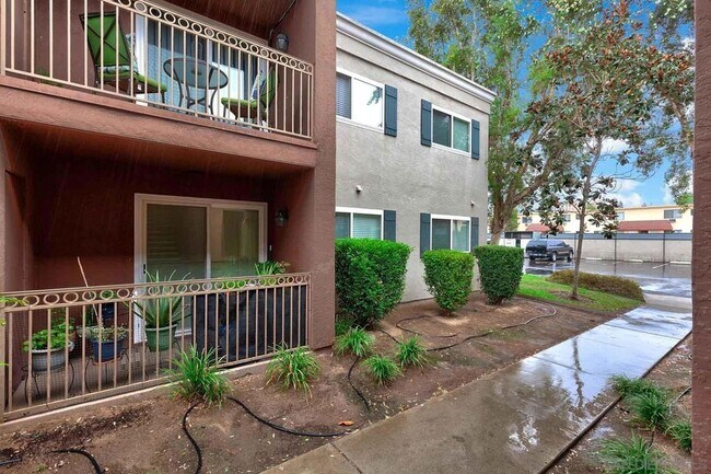 Building Photo - 550 Graves Ave